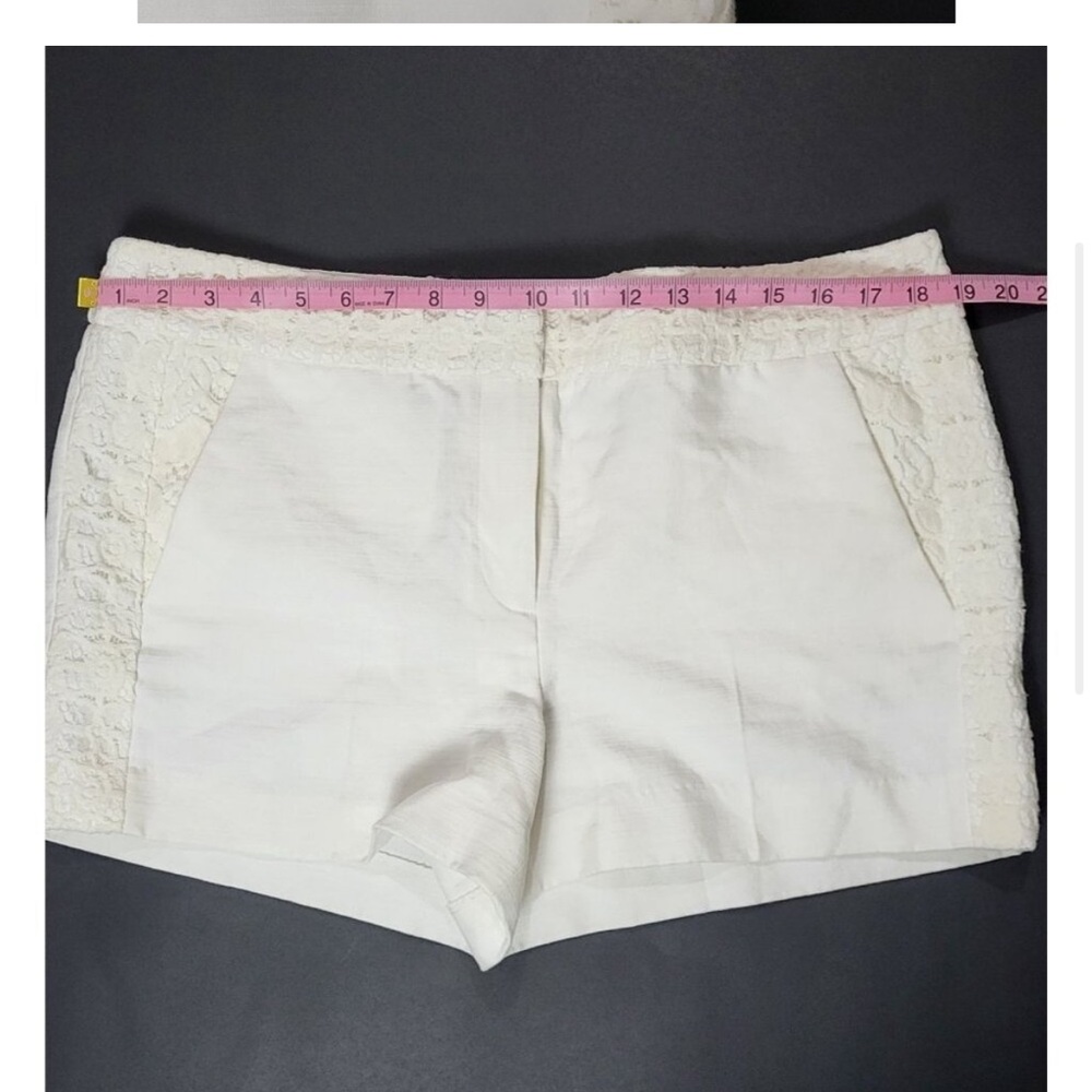 LOFT women’s lace trim off white cotton shorts | 12 - Picture 4 of 9